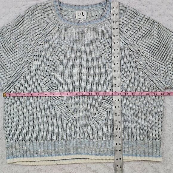 Light Blue White Pullover John And Jenn Womens Medium Sweater Knit cozy comfy - Picture 4 of 6